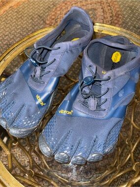 Vibram Men’s Navy Blue FiveFingers Water Shoes